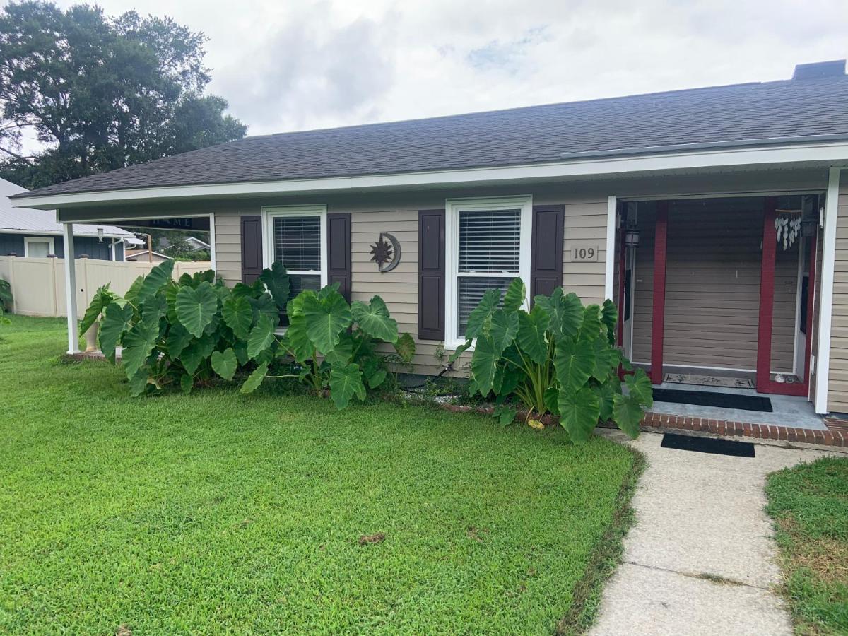 Cheerful Two Bedroom House 1.5 Miles From Beach. Myrtle Beach Eksteriør bilde