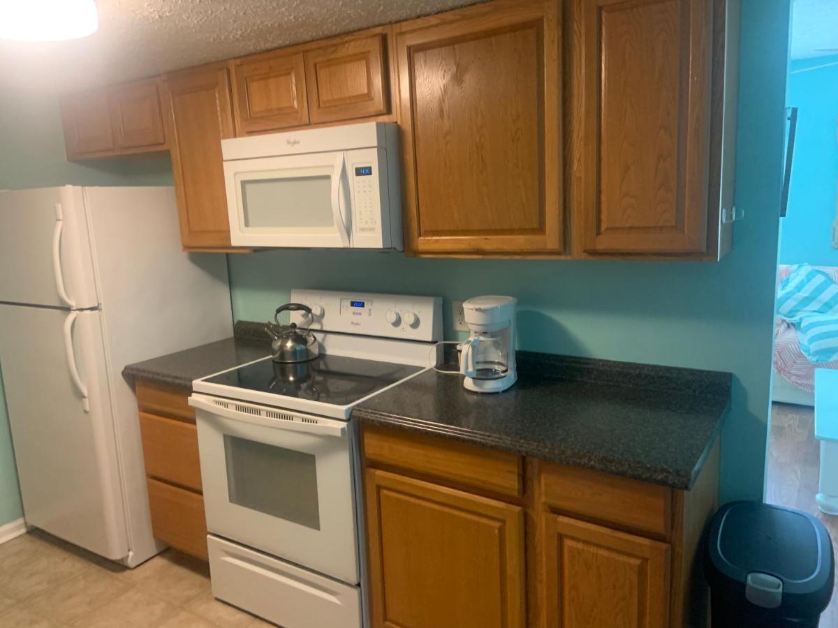Cheerful Two Bedroom House 1.5 Miles From Beach. Myrtle Beach Eksteriør bilde